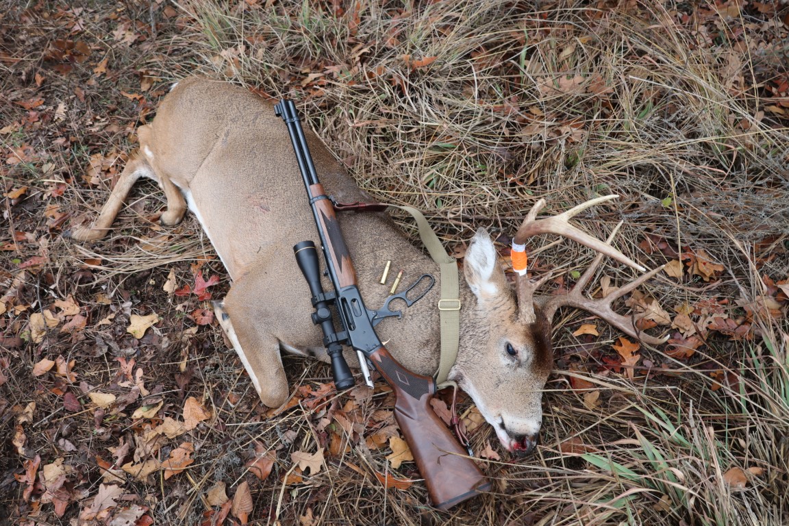 Boddington’s 2034 Kansas buck was taken with a Ruger-Marlin .30-30 topped with a Leupold Rifleman 3-9x40mm. 3-9X remains an extremely useful power range. The Rifleman is Leupold’s least costly scope line, a good basic hunting scope. eight-times-zoom and tremendous versatility, from close to as far as anyone needs to shoot.