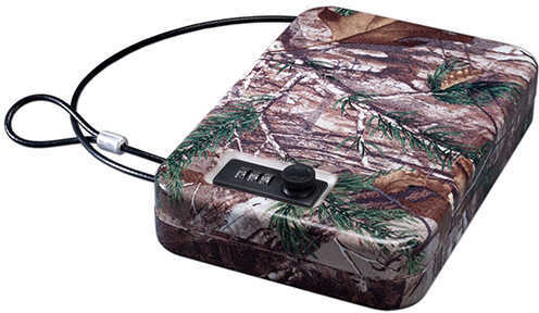 Stack-On Portable Case with Combination Lock, Realtree Xtra Md: PC-95C-RTX