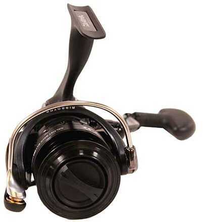 Daiwa Saltist Back Bay Spinning Reel 5.6:1 Gear Ra-img-3