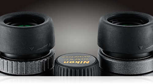 Nikon Monarch Binoculars 8x 42mm 420 ft @ 1000 yds FOV 17.1mm Eye Relief Black 7548