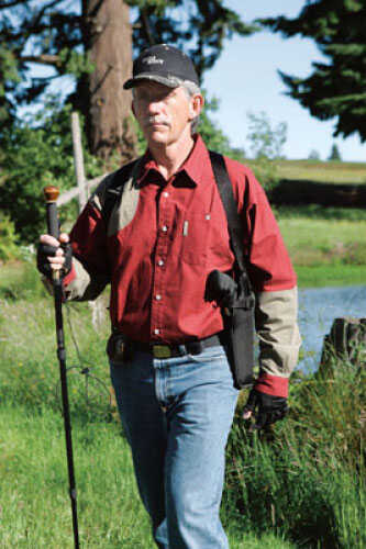 <span style="font-weight:bolder; ">Uncle</span> Mike's Vertical Shoulder Holster Size 3 Fits Large Revolver With 6.5" Barrel Right Hand Black 8303-1